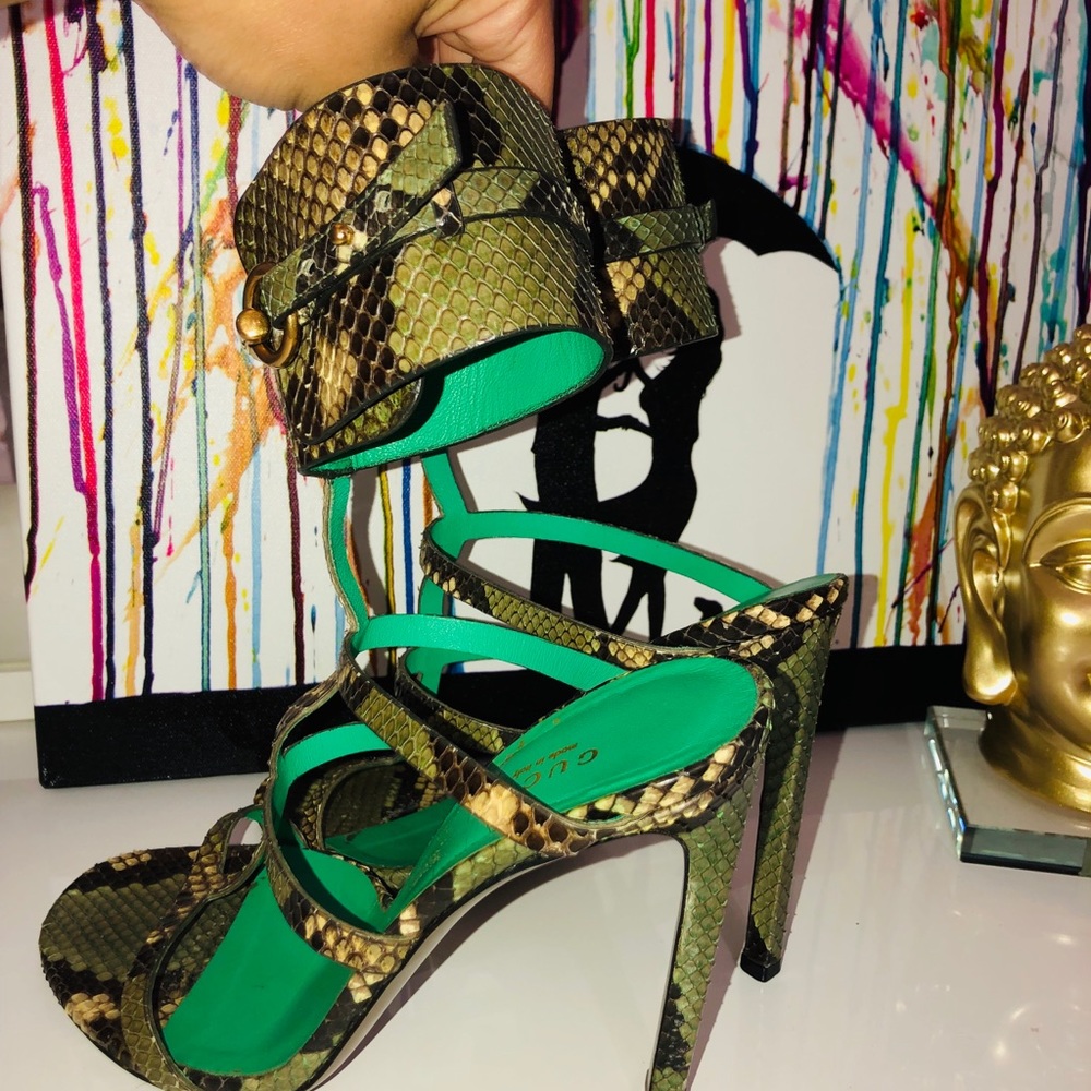 Gucci Rsula Python Heels Rare! Gem - image 4